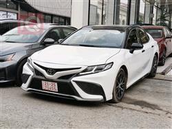 تۆیۆتا کامری